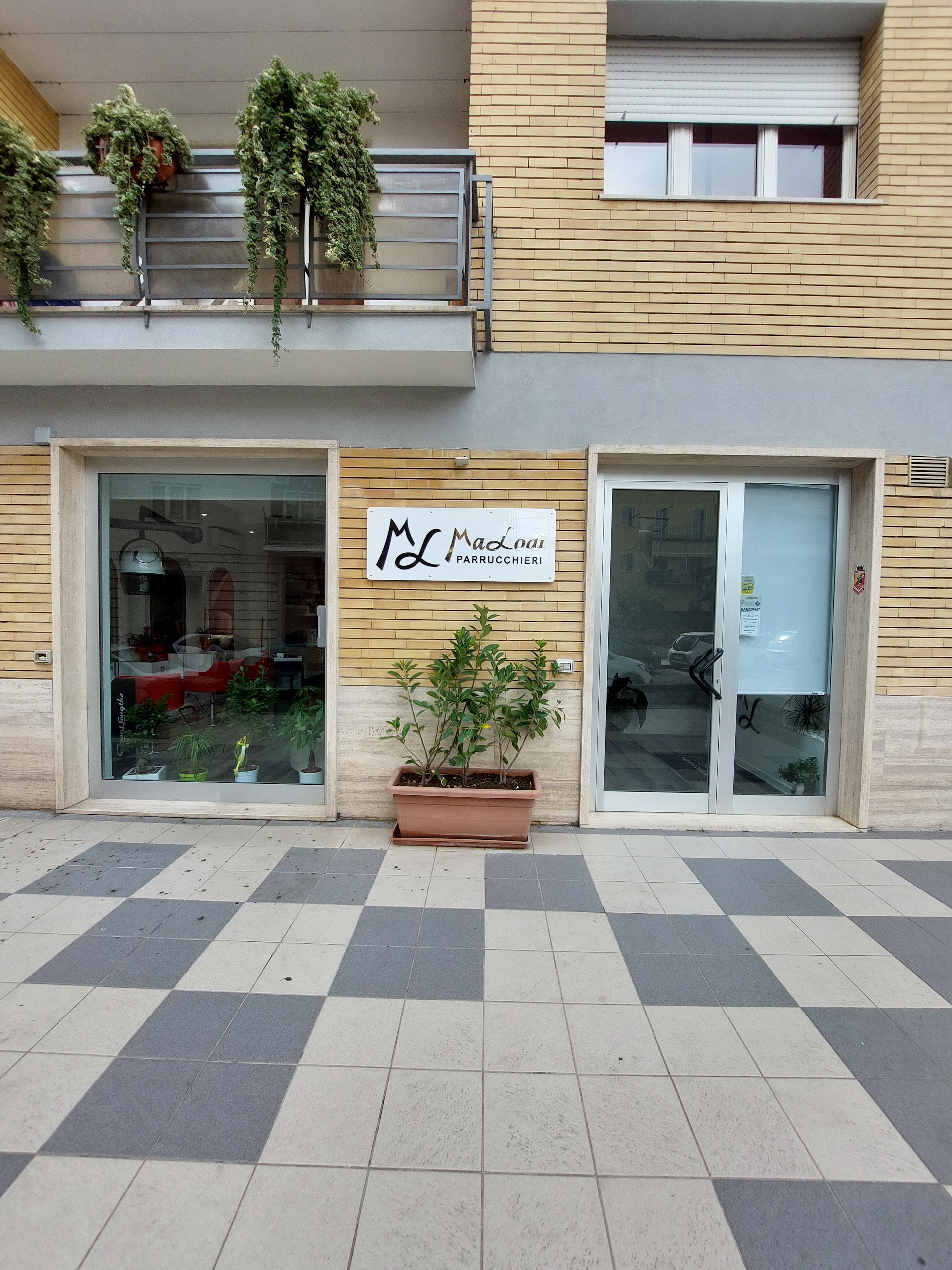 Facciata di Malodì Parrucchieri a Benevento